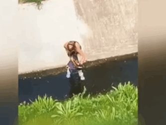 D1705003 Injured and Drowning Deer Life Saved Just in Time part2