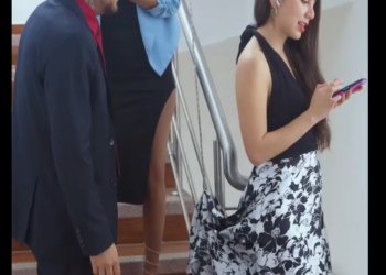 L2301004 humillada en el trabajo pero el espíritu de su esposo la ayudaba part1