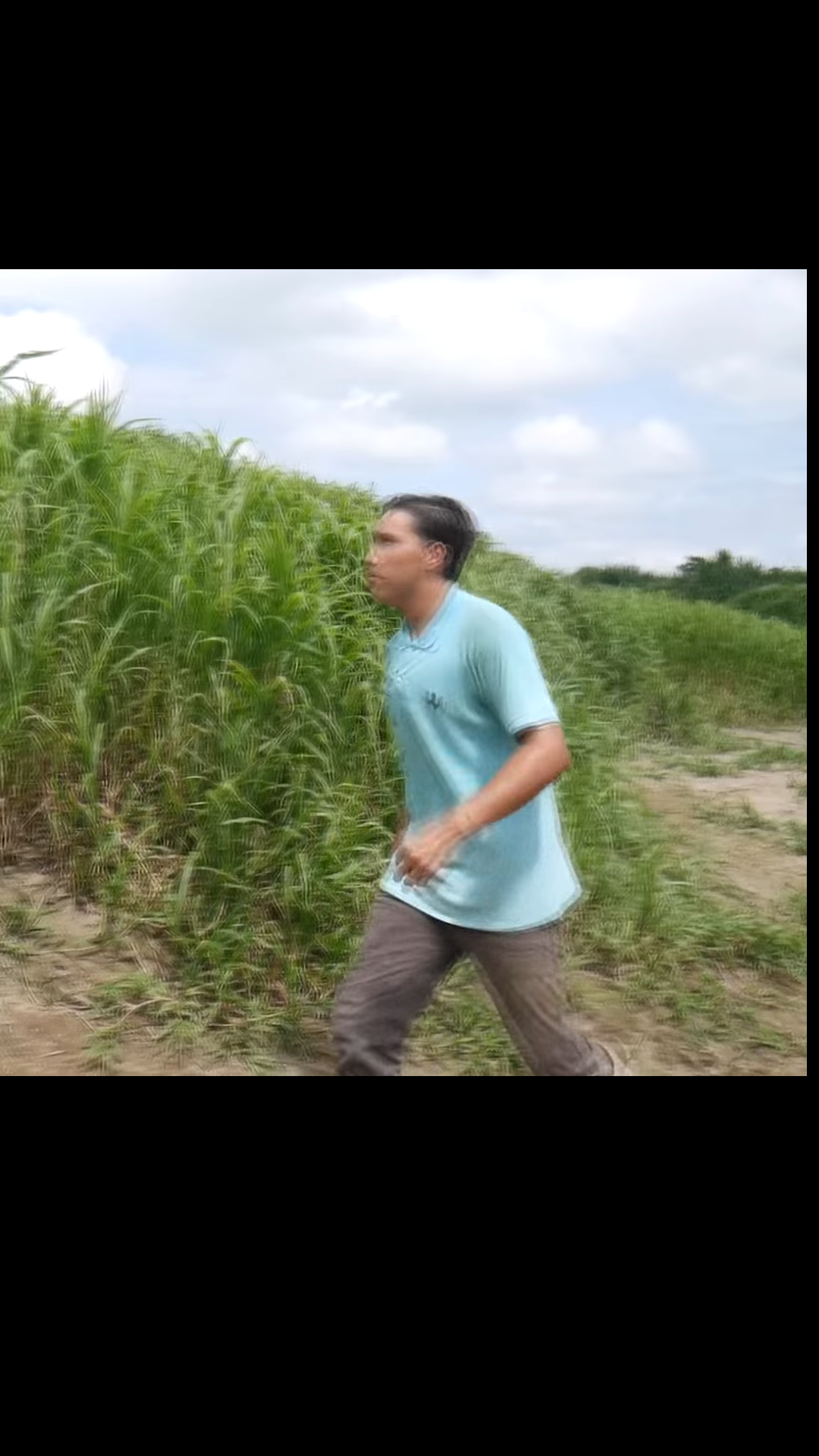 L2301005 Enrique se comió la buRr@ de marta julia