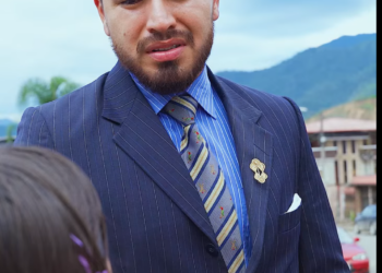 L2501001 Niña astuta crea un plan para demostrarle a su papá que su madrastra no esta embαrαzαdα part2